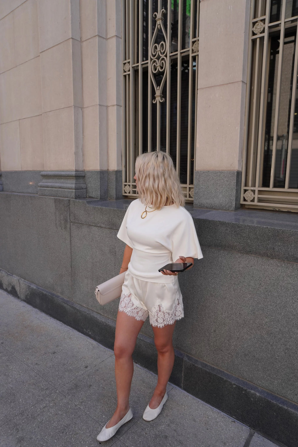 Chantilly Short